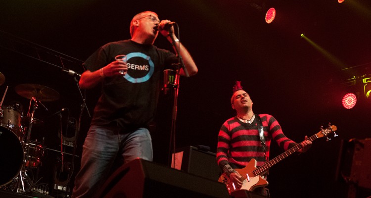 NOFX with Milo from Descendents at Groezrock 2014